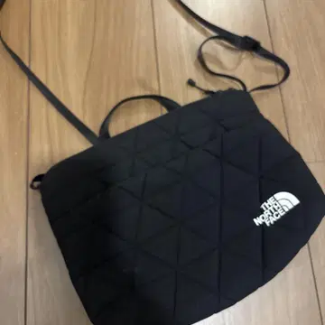 THE NORTH FACE 블랙 숄더백