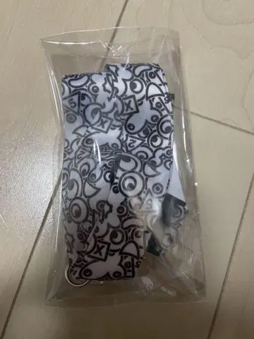 미야쿠미야쿠 넥스트랩