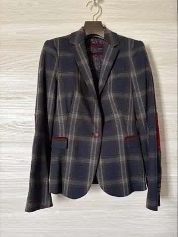 네이비 계열 체크 테일러드 자켓