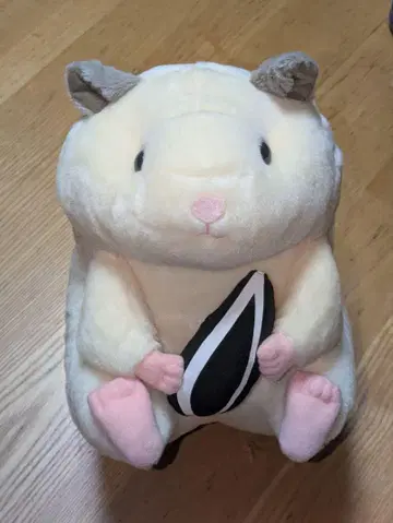 햄스터형 봉제 인형 블랙 볼 포함
