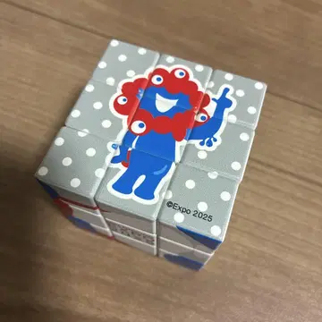 오사카 만박 미야쿠미야쿠 루빅스 큐브