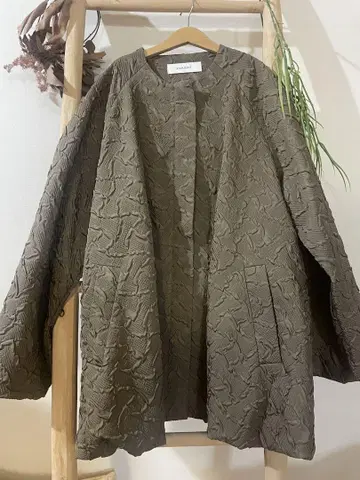 PARIGOT 자카드 벌룬 자켓 코트