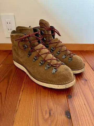 DANNER 마운틴 라이트 GORE-TEX 스웨이드 28cm