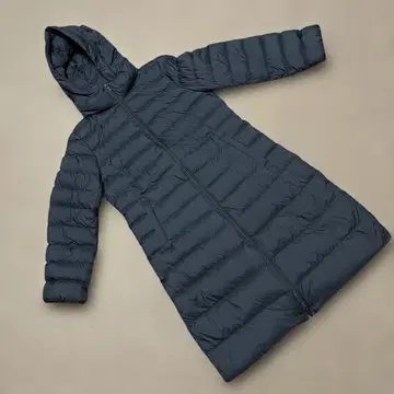 UNIQLO U.L. DOWN COAT HOODIE BLACK