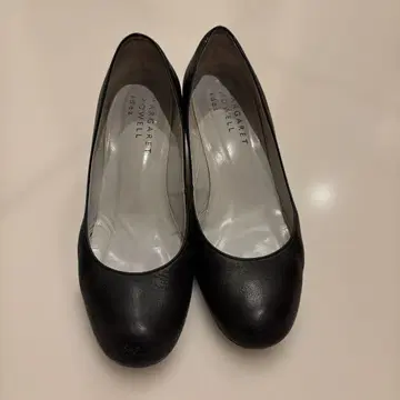 MARGARET HOWELL 블랙 가죽 하이힐 23cm