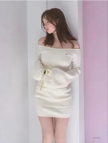 ANDMARY 리본 크로셰 니트 세트업 가격 인하