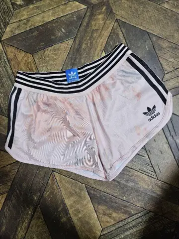 adidas Originals 꽃무늬 숏팬츠