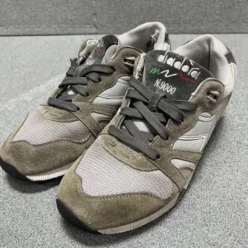 diadora N9000 그레이 계열 스웨이드 x 메쉬 질감 25.5