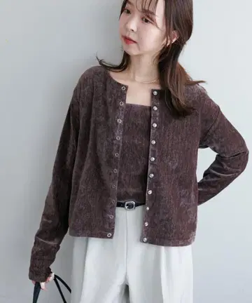 새상품 다크 브라운 버튼 가디건