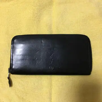 글렌 로얄 라운드 지퍼 장지갑 코도반 가죽 블랙 컬러