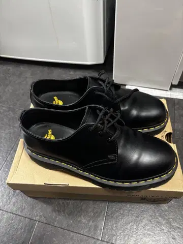 닥터마틴 3홀 28cm