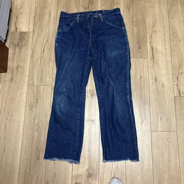 RUSTSUR 플레어 데님 컷오프 밑단 다크 블루