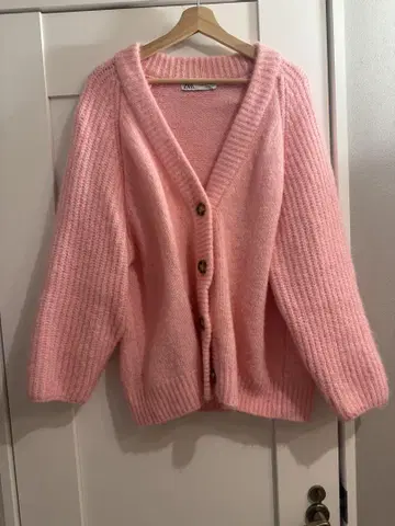 미사용품 ZARA 핑크 니트 가디건 XL