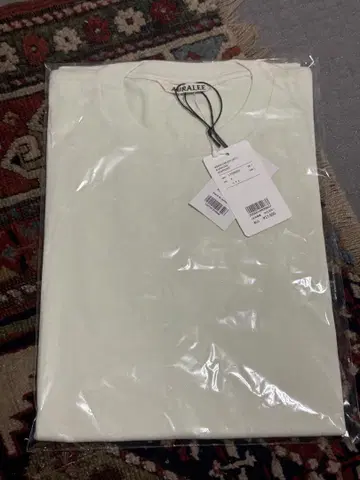 AURALEE LUSTER PLAITING TEE