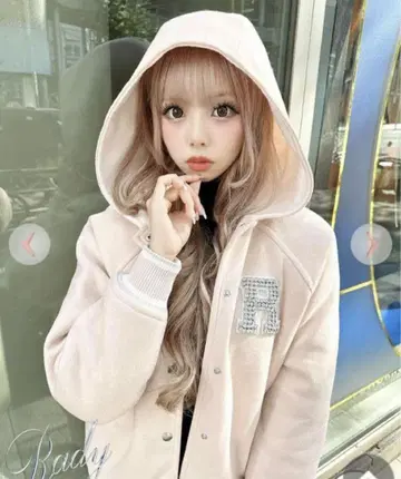 Rady R 비쥬 바시티 자켓 베이지 택 포함 새상품 S 사이즈