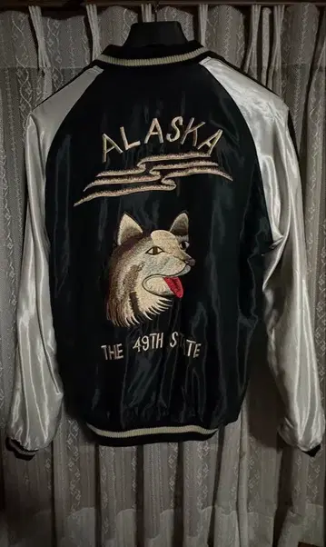 테일러 토요 알래스카 스카잔 L 허스키