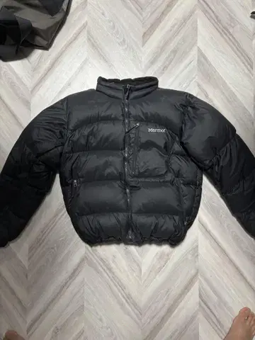 Marmot 블랙 다운 자켓