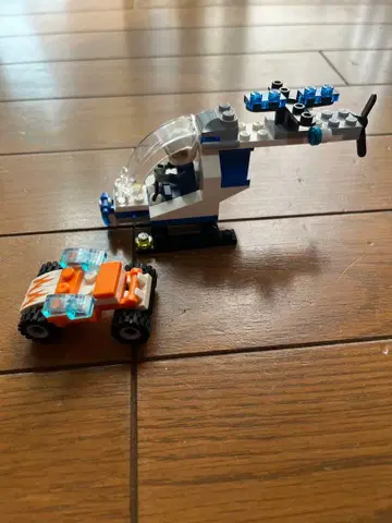 LEGO 헬리콥터와 자동차 세트