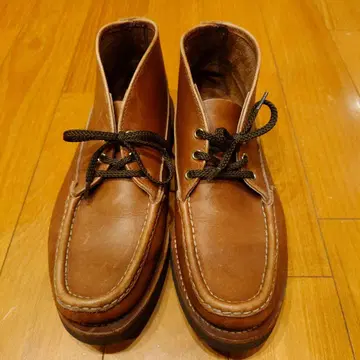 러셀 모카신 처카 부츠 Vibram 밑창