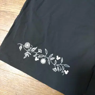 블랙 미키 자수 원피스
