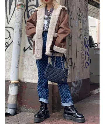 브라운 무스탕 코트 jouetie 쥬에티