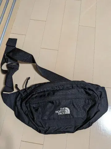 THE NORTH FACE 바디백 블랙