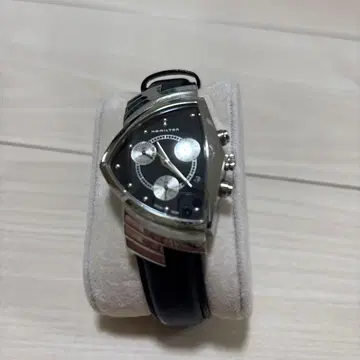 해밀턴 벤츄라 크로노그래프 손목시계