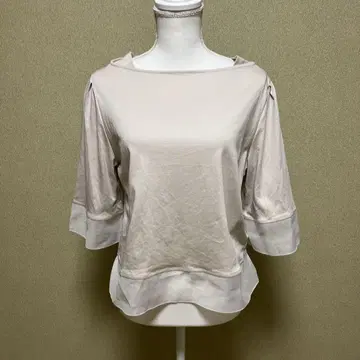 베이지 보트넥 오부 소매 상의