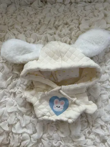 토끼 귀 달린 후드티 20cm 인형 의류