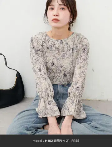 natural couture 마조리카 플리츠 블라우스
