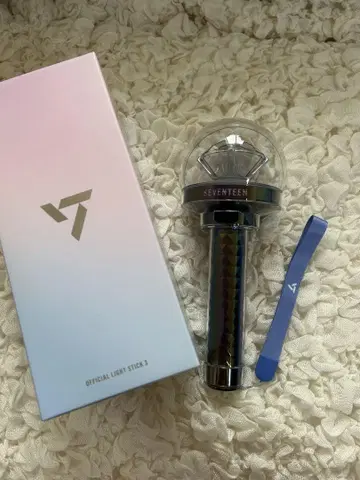 SEVENTEEN OFFICIAL LIGHT STICK 3