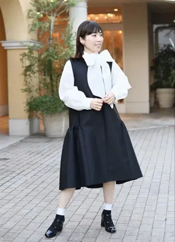 [ 완판템 ] TREFLE+1 Karen 원피스 정가 27500