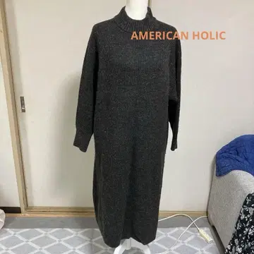 아메리칸 홀릭 블랙 터틀넥 니트 원피스