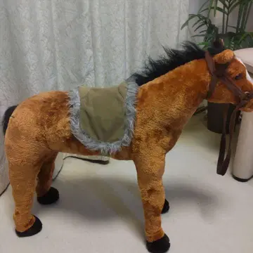 앉을 수 있는 말 봉제 인형