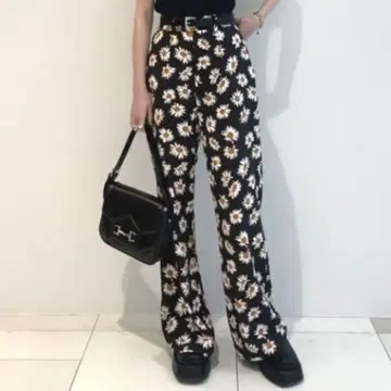 MOUSSY 마우지 MARGUERITE 플레어 팬츠 꽃무늬 플레어