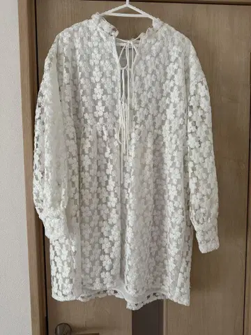 ZARA 시어 꽃무늬 블라우스 화이트 M