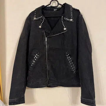 ZARA 스터드 장식 블랙 데님 자켓