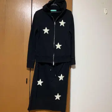 디노스 룰 맨투맨 셋업 스커트