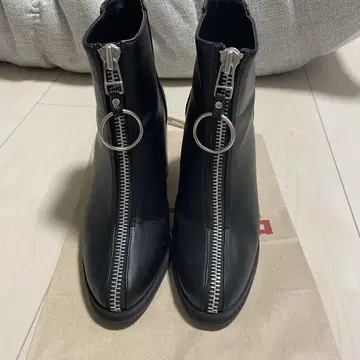[ moussy ] 지퍼 부츠 10cm 힐