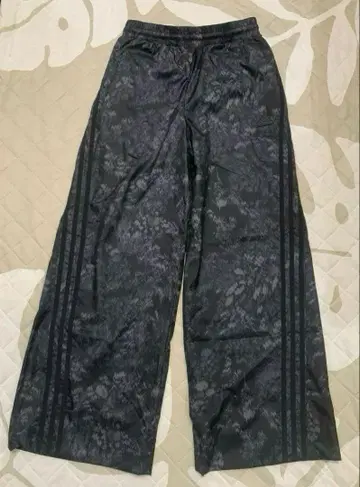 adidas 와이드 팬츠 M 블랙