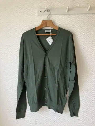 JOHN SMEDLEY 올리브 그린 가디건