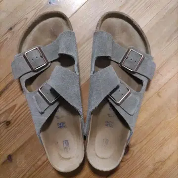 컨디션 최상! Birkenstock 베이지 스웨이드 샌들