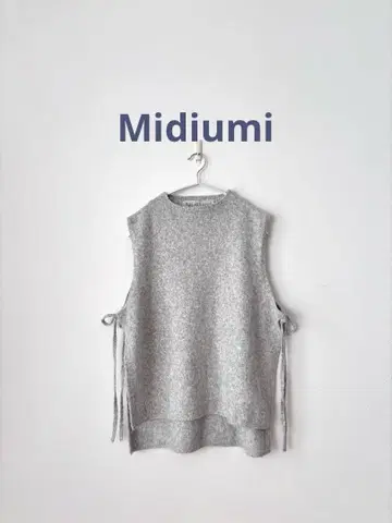 Midiumi 미디우미 사이드 리본 베스트 니트