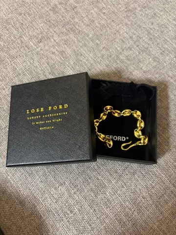 LOSE FORD 골드 팔찌