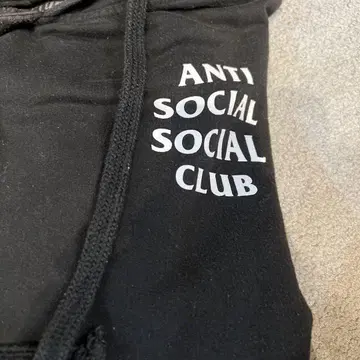 ANTI SOCIAL SOCIAL CLUB 후드티 블랙