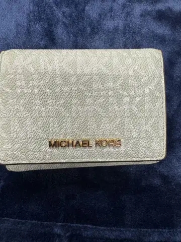 MICHAEL KORS 3단 폴더형 지갑 라이트 그린