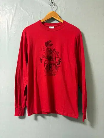 PORT&COMPANY 죠죠의 기묘한 모험 쿠죠 죠타로 롱T