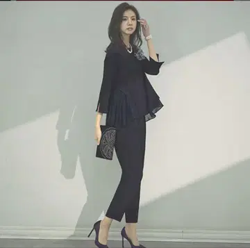 RUIRUE BOUTIQUE 네이비 플레어 수트 셋업
