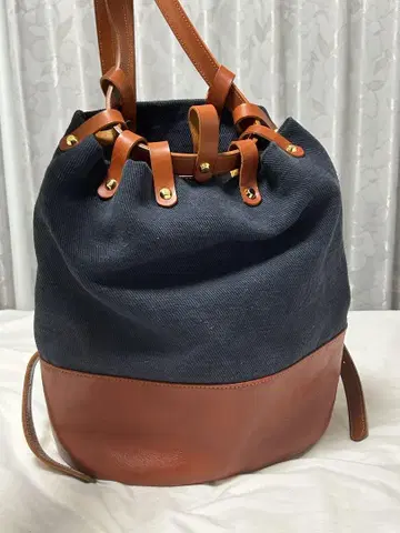 천연 가죽 복조리 백팩 네이비 브라운