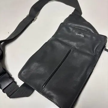 CARPISA 바디백